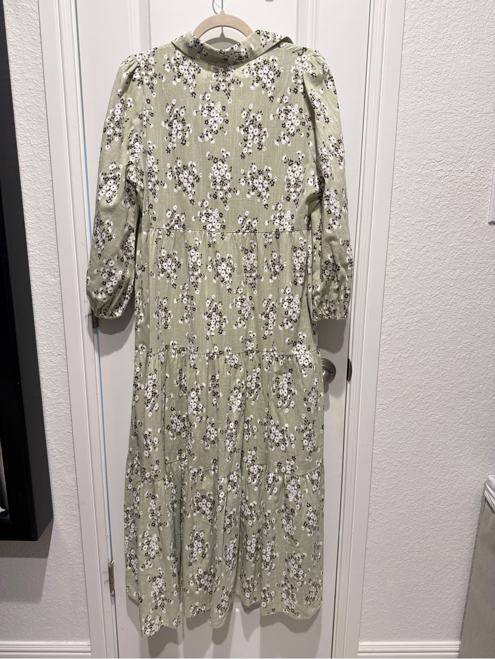 ✨Pomander Place✨ Green Ditsy Floral Cotton Mabel Maxi Dress - Picture 2 of 3